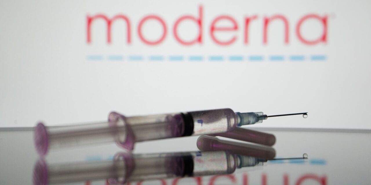 Moderna Covid vaccine sales plunge in 2023, but meet company forecast