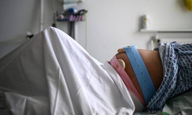 Children Whose Mothers Had Pregnancy Complications May Face Heart Risks