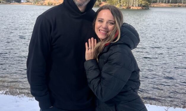 Pregnant Jinger Duggar reveals gender of baby No. 3 with Jeremy Vuolo