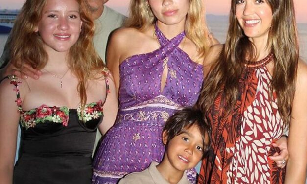 Jessica Alba family photos amid divorce rumors