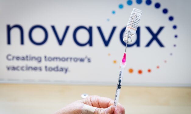 Novavax wins a narrower covid permit after delay