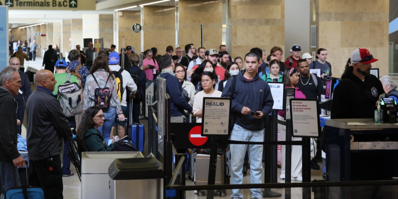 TSA lets travelers keep their shoes on the airport safety