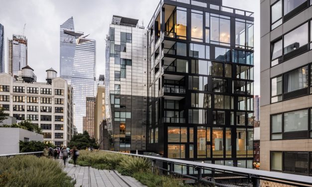 One in three Manhattan condo owners lost money when selling last year