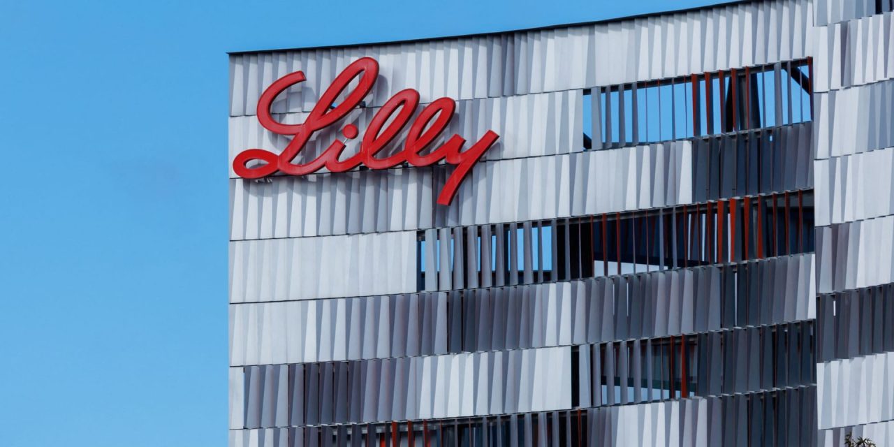 Eli Lilly is cutting cash prices on bottles of Zepbound weight-loss medication