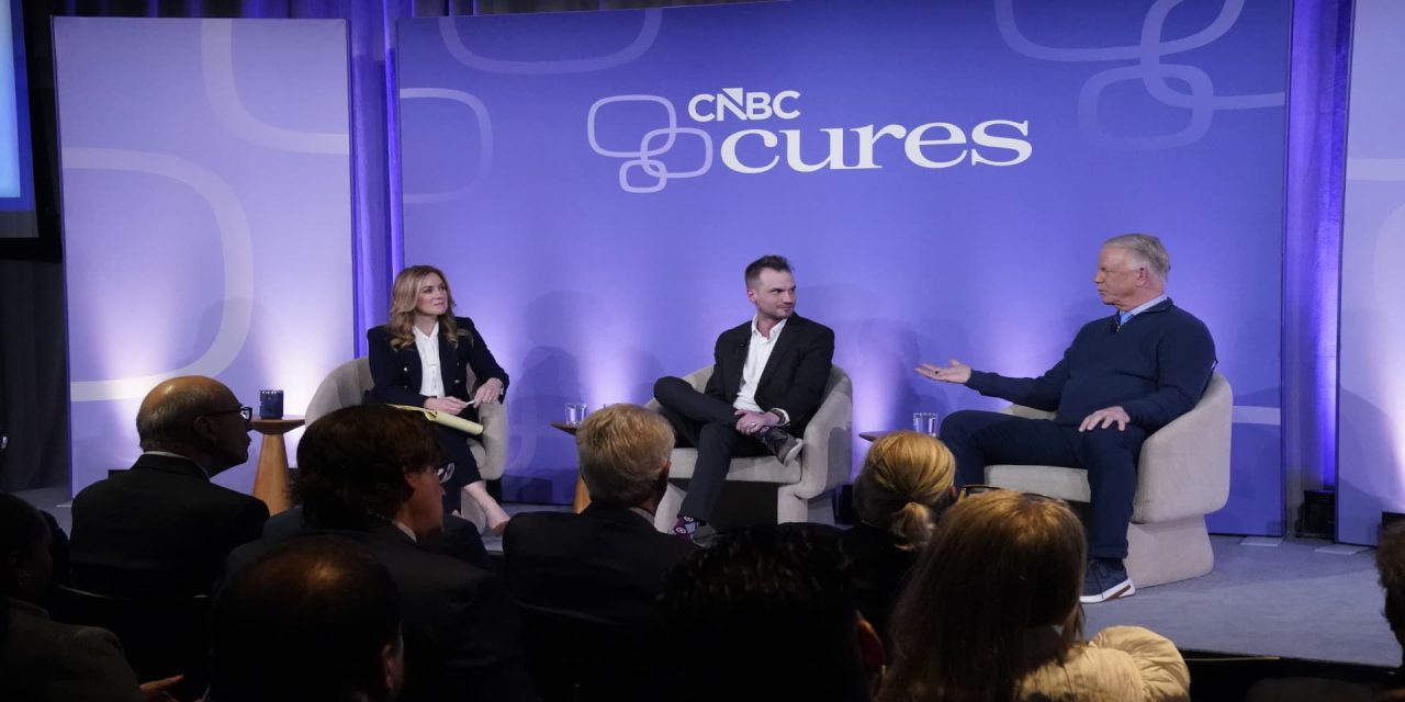 Boomer Esiason and son Gunnar win in the fight against cystic fibrosis